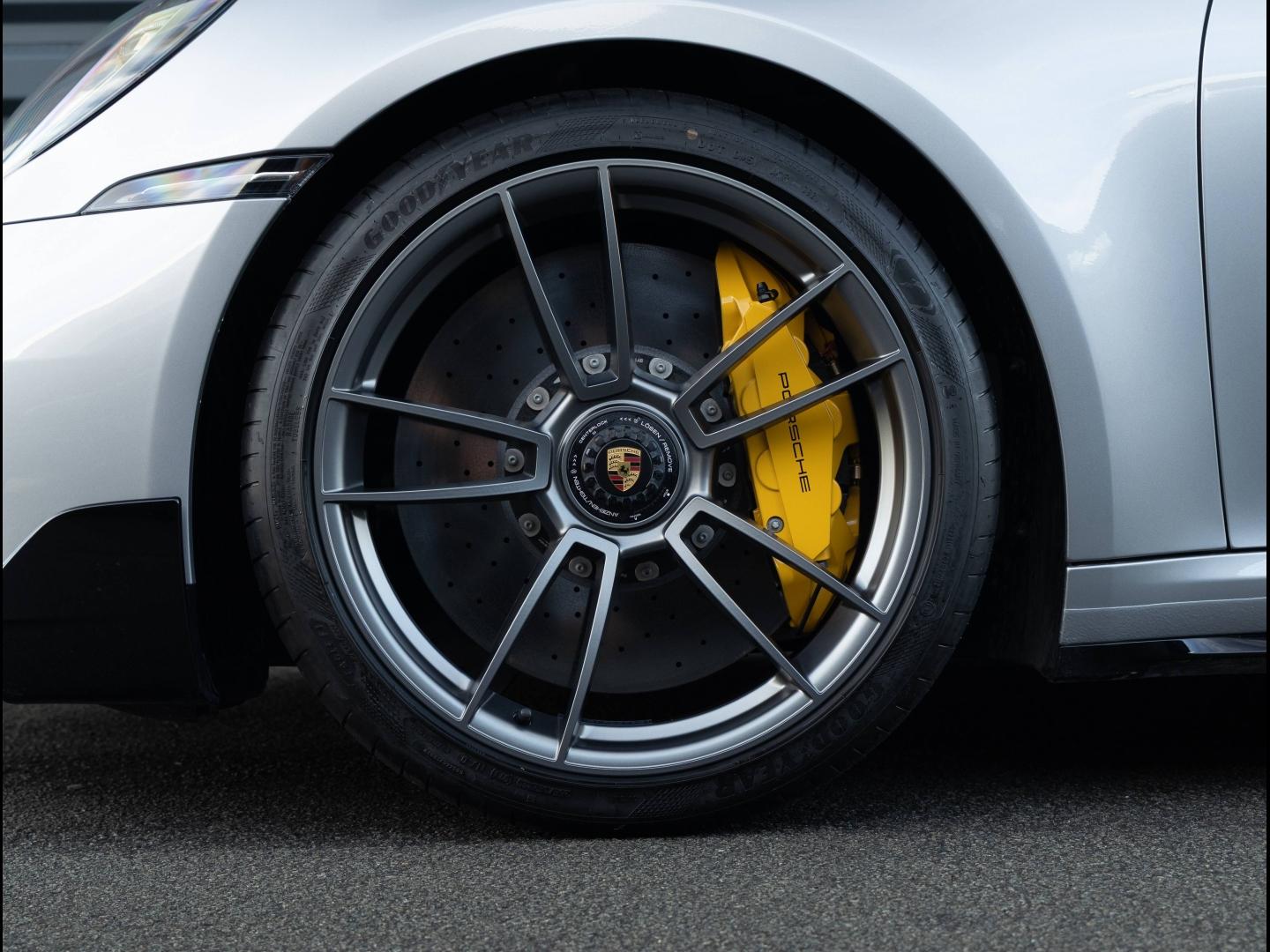 Voitures occasions PORSCHE 911 Cabriolet Turbo S Villeneuve-d'Ascq