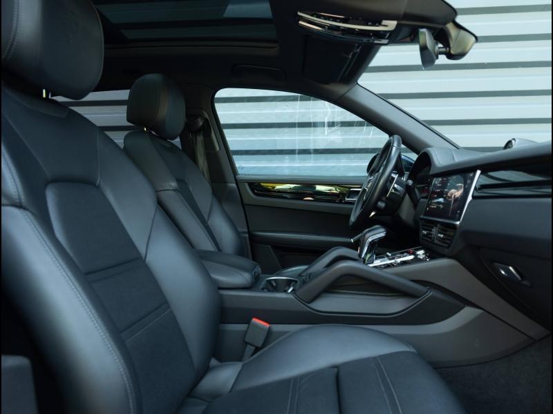 Voitures occasions PORSCHE CAYENNE E-Hybrid Villeneuve-d'Ascq