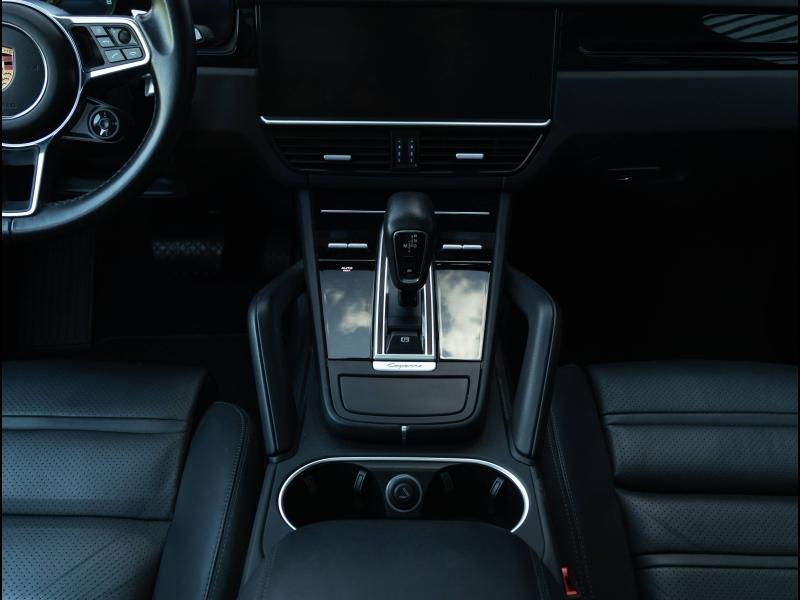 Voitures occasions PORSCHE CAYENNE E-Hybrid Villeneuve-d'Ascq