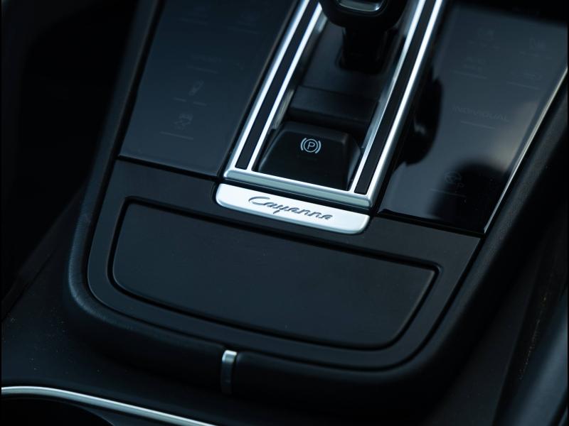 Voitures occasions PORSCHE CAYENNE E-Hybrid Villeneuve-d'Ascq