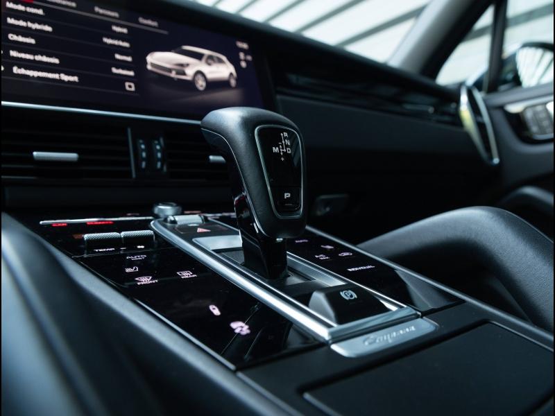Voitures occasions PORSCHE CAYENNE E-Hybrid Villeneuve-d'Ascq