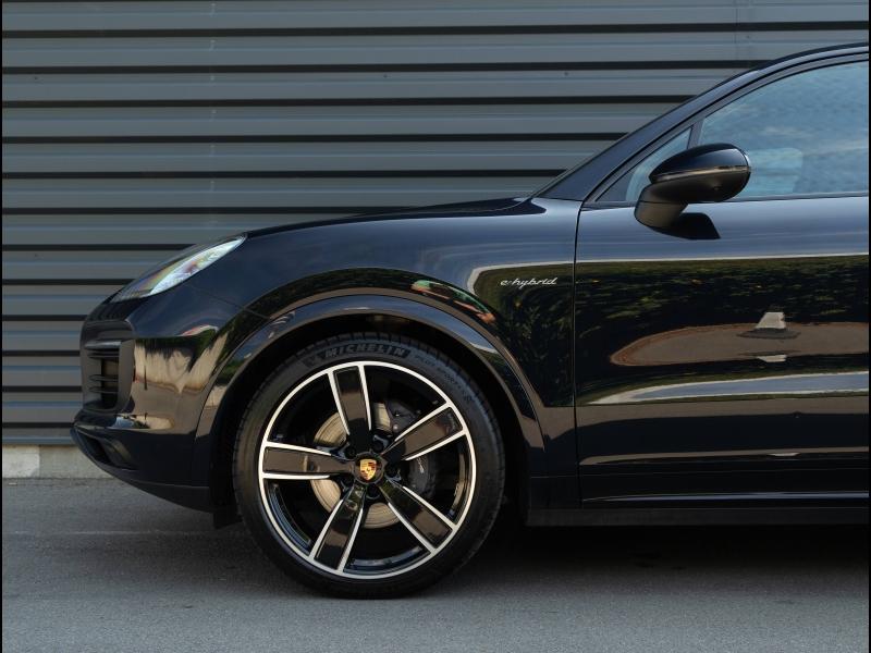 Voitures occasions PORSCHE CAYENNE E-Hybrid Villeneuve-d'Ascq