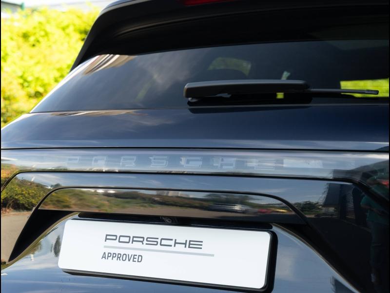 Voitures occasions PORSCHE CAYENNE E-Hybrid Villeneuve-d'Ascq