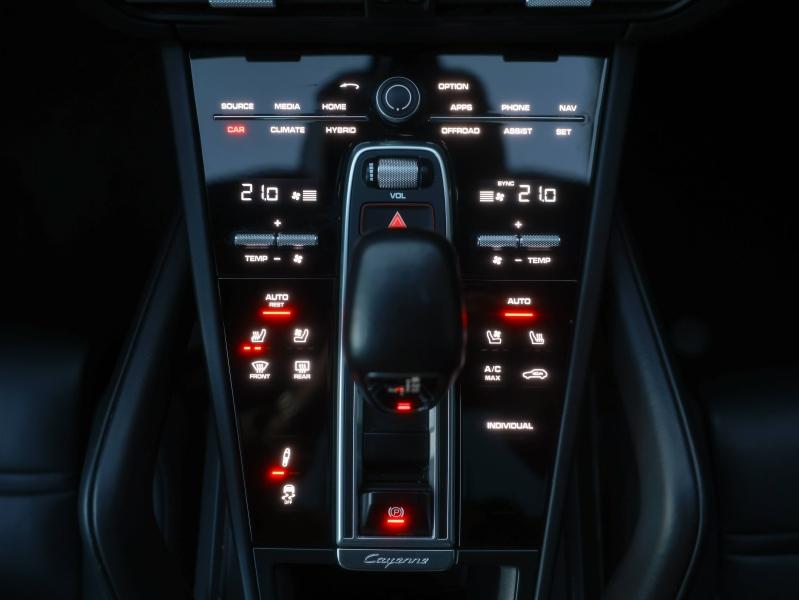 Voitures occasions PORSCHE CAYENNE E-Hybrid Villeneuve-d'Ascq