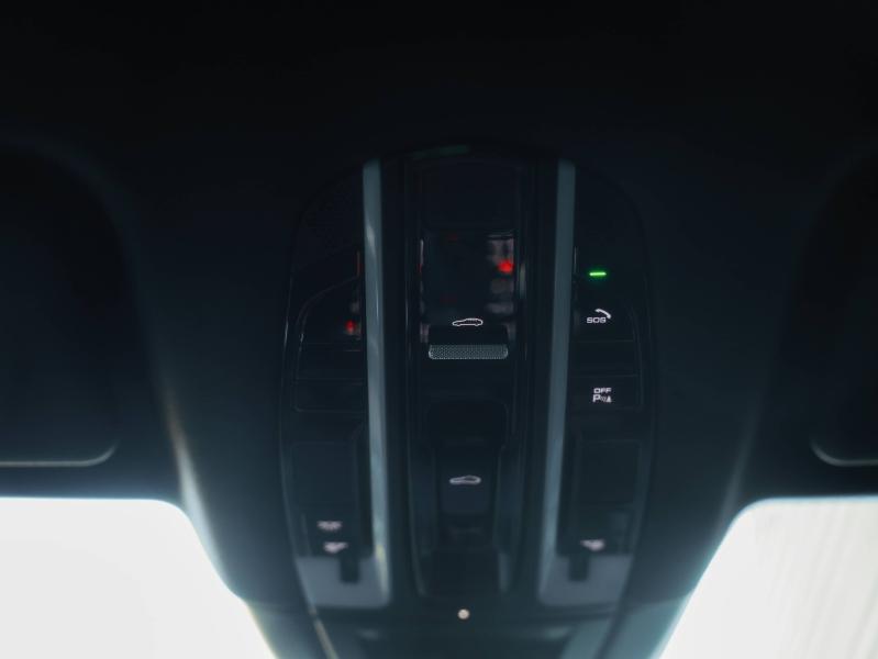 Voitures occasions PORSCHE CAYENNE E-Hybrid Villeneuve-d'Ascq