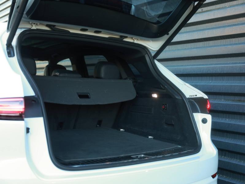 Voitures occasions PORSCHE CAYENNE E-Hybrid Villeneuve-d'Ascq