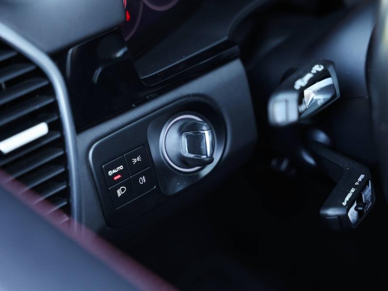 Voitures occasions PORSCHE CAYENNE Turbo S E-Hybrid Villeneuve-d'Ascq