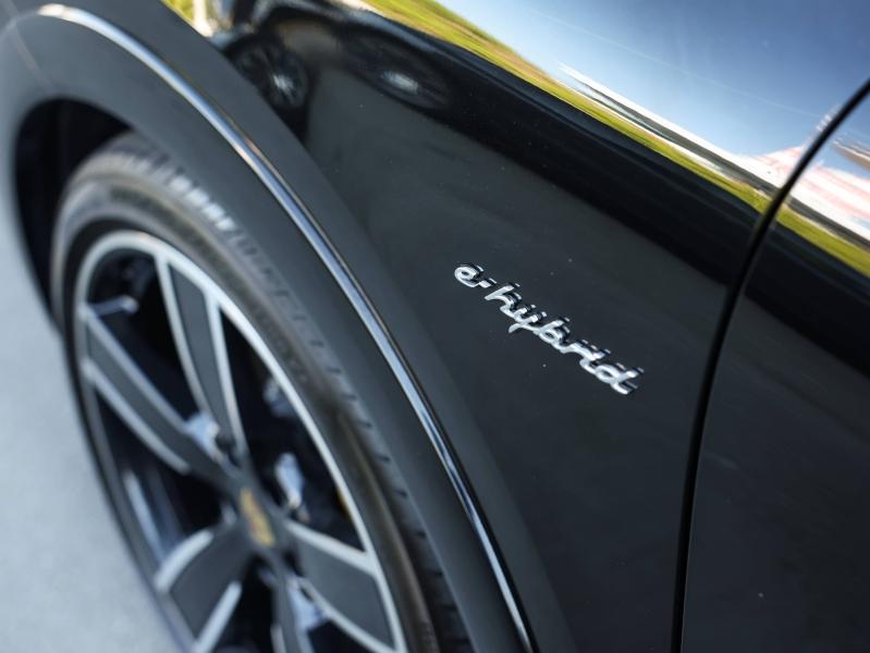 Voitures occasions PORSCHE CAYENNE Turbo S E-Hybrid Villeneuve-d'Ascq