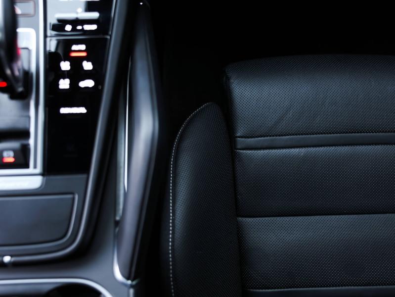 Voitures occasions PORSCHE Cayenne Coupe Turbo S E-Hybrid Villeneuve-d'Ascq