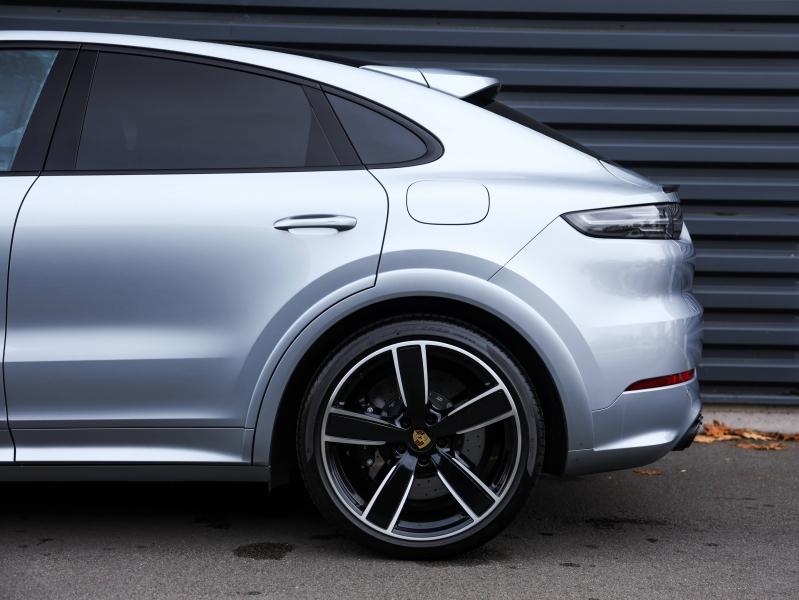 Voitures occasions PORSCHE Cayenne Coupe Turbo S E-Hybrid Villeneuve-d'Ascq
