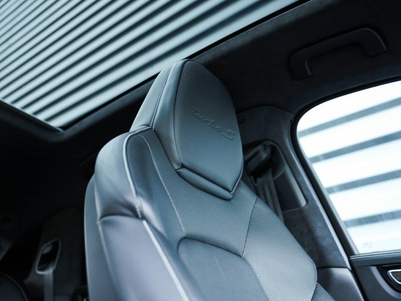 Voitures occasions PORSCHE Cayenne Coupe Turbo S E-Hybrid Villeneuve-d'Ascq