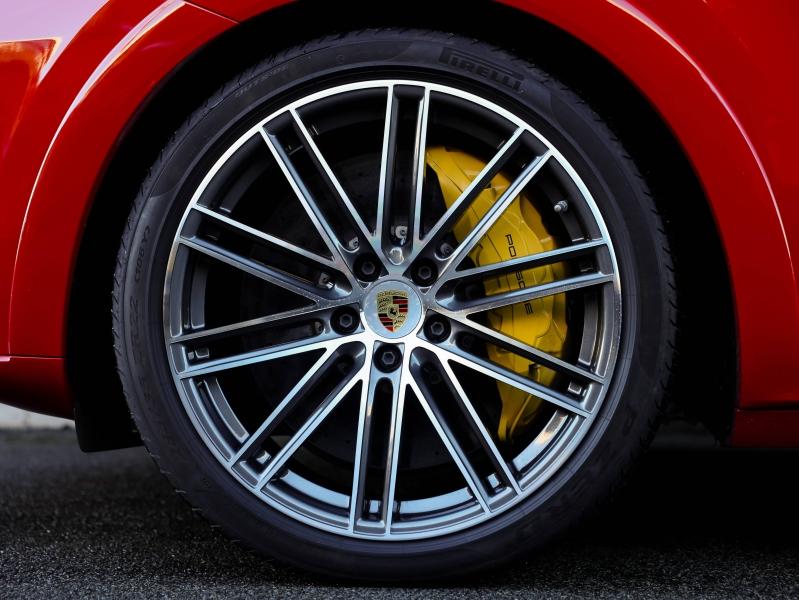 Voitures occasions PORSCHE CAYENNE Turbo S E-Hybrid Villeneuve-d'Ascq