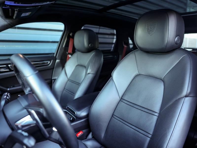 Voitures occasions PORSCHE CAYENNE Turbo S E-Hybrid Villeneuve-d'Ascq