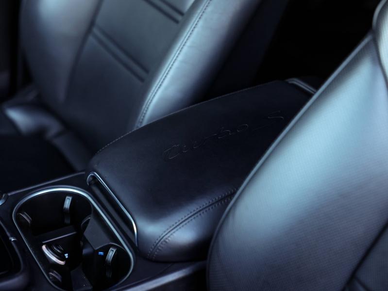 Voitures occasions PORSCHE CAYENNE Turbo S E-Hybrid Villeneuve-d'Ascq