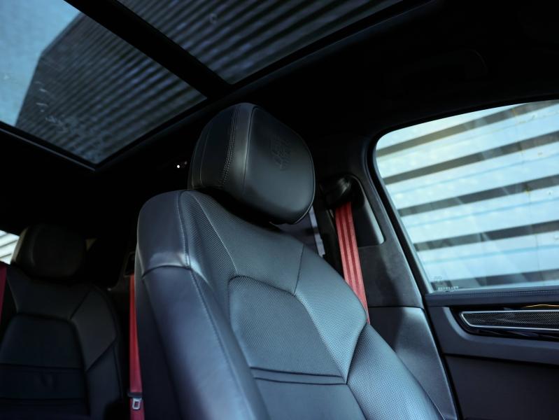 Voitures occasions PORSCHE CAYENNE Turbo S E-Hybrid Villeneuve-d'Ascq