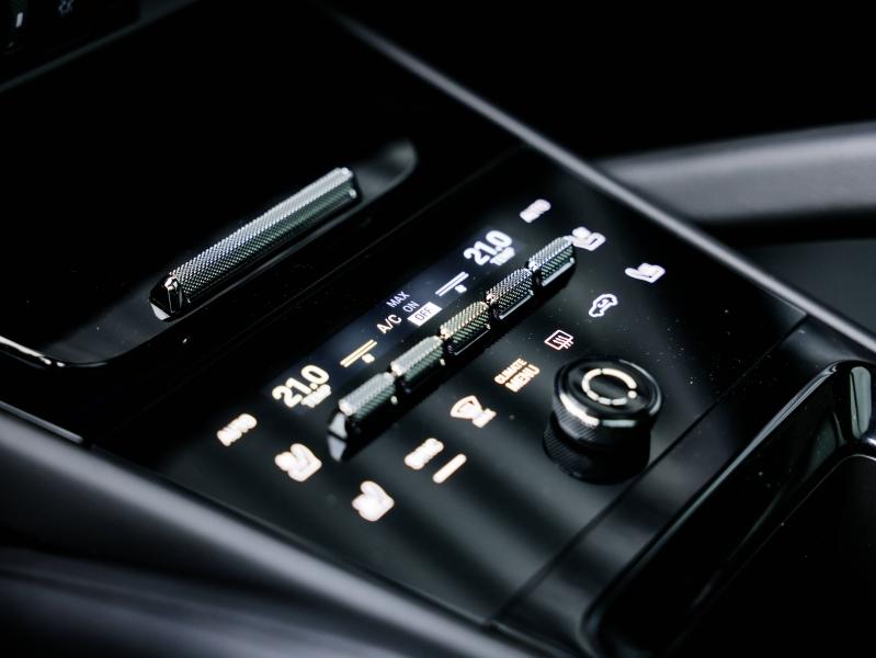 Voitures occasions PORSCHE CAYENNE S E-Hybrid Villeneuve-d'Ascq