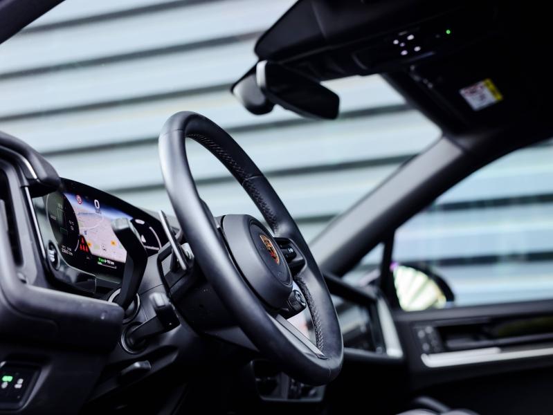 Voitures occasions PORSCHE CAYENNE S E-Hybrid Villeneuve-d'Ascq