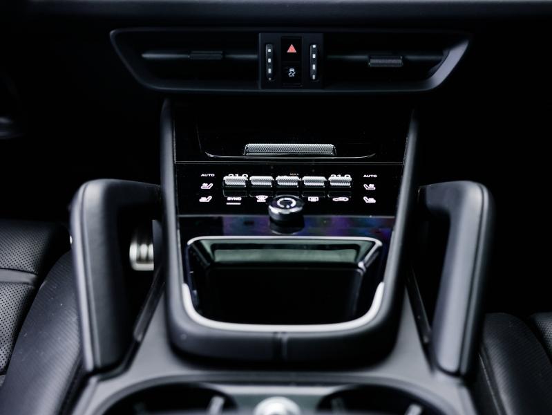 Voitures occasions PORSCHE CAYENNE S E-Hybrid Villeneuve-d'Ascq