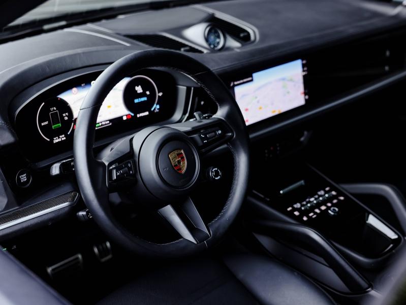 Voitures occasions PORSCHE CAYENNE S E-Hybrid Villeneuve-d'Ascq