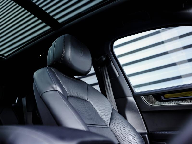 Voitures occasions PORSCHE CAYENNE S E-Hybrid Villeneuve-d'Ascq