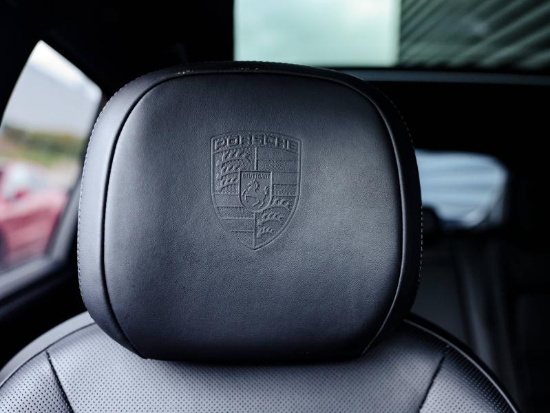 Voitures occasions PORSCHE CAYENNE S E-Hybrid Villeneuve-d'Ascq