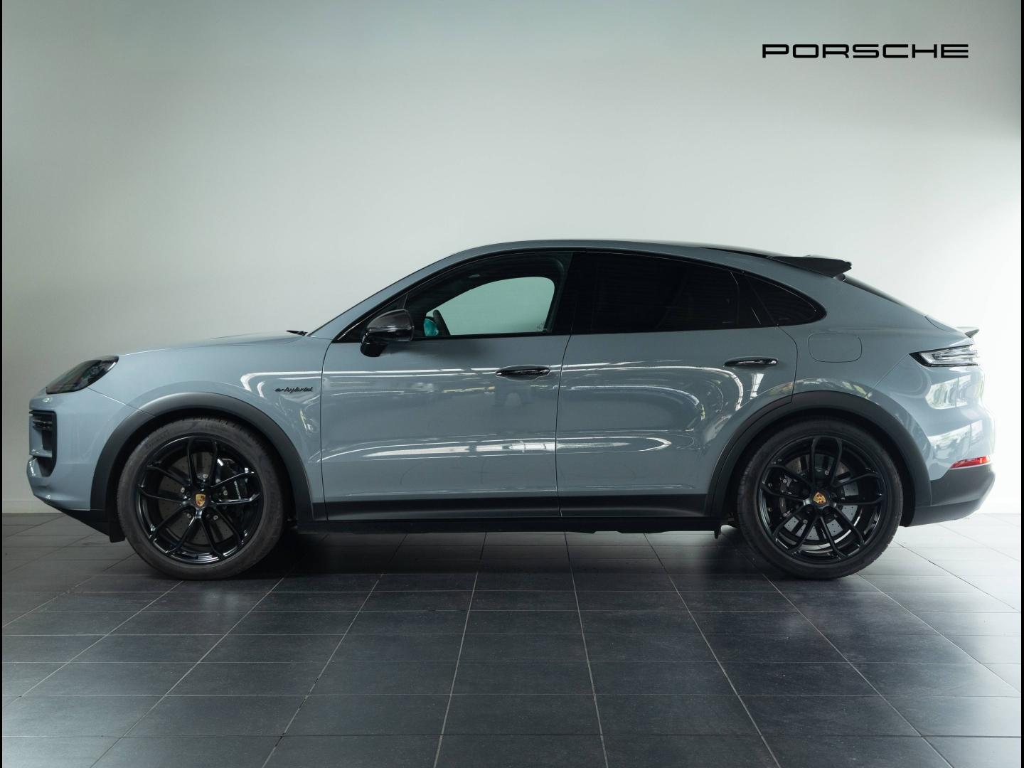 Voitures occasions PORSCHE Cayenne Coupe Turbo E-Hybrid Pk GT Villeneuve-d'Ascq
