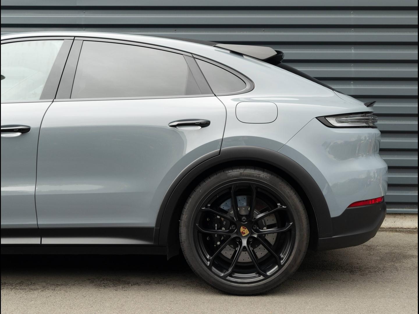 Voitures occasions PORSCHE Cayenne Coupe Turbo E-Hybrid Pk GT Villeneuve-d'Ascq