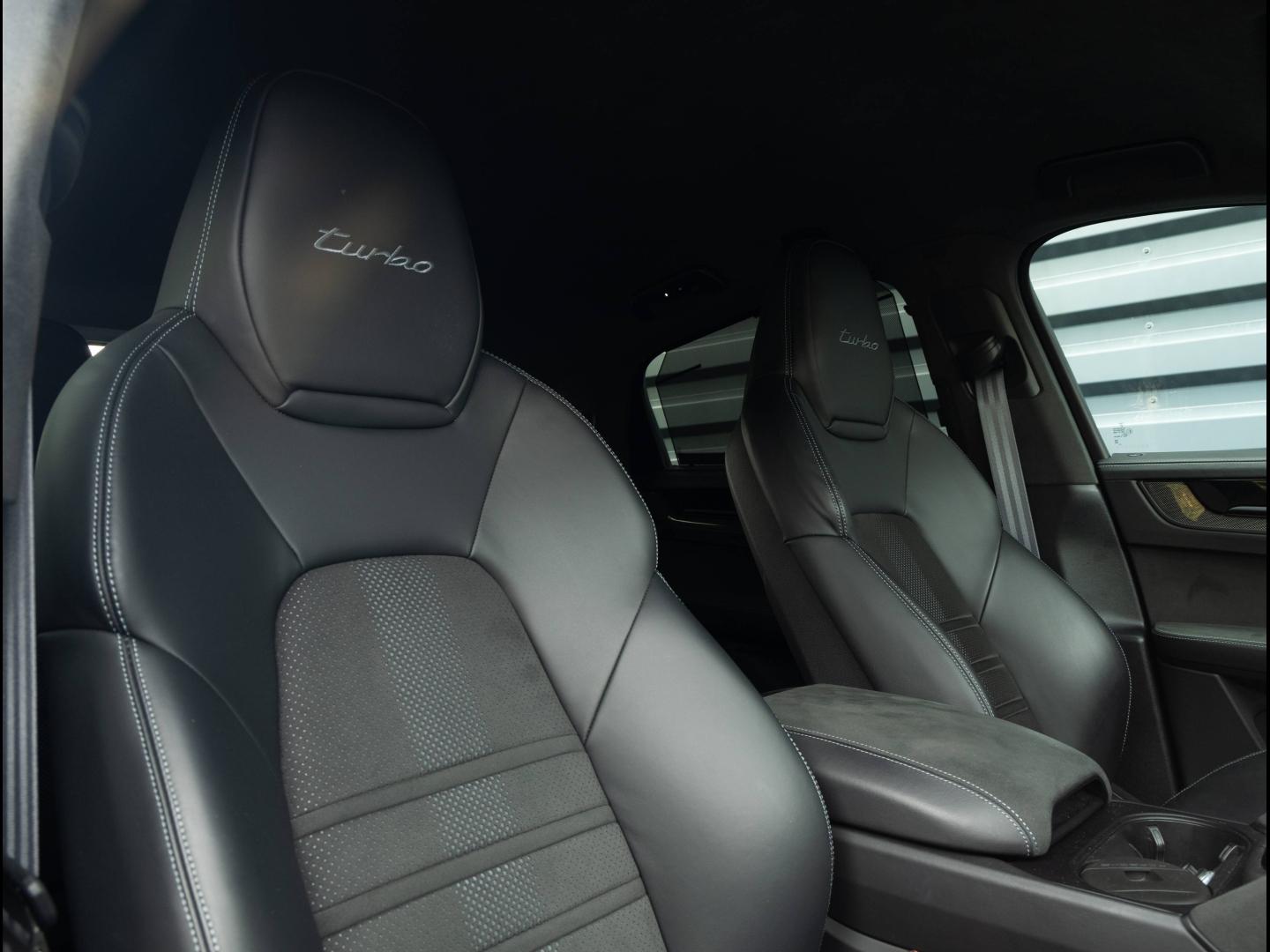 Voitures occasions PORSCHE Cayenne Coupe Turbo E-Hybrid Pk GT Villeneuve-d'Ascq
