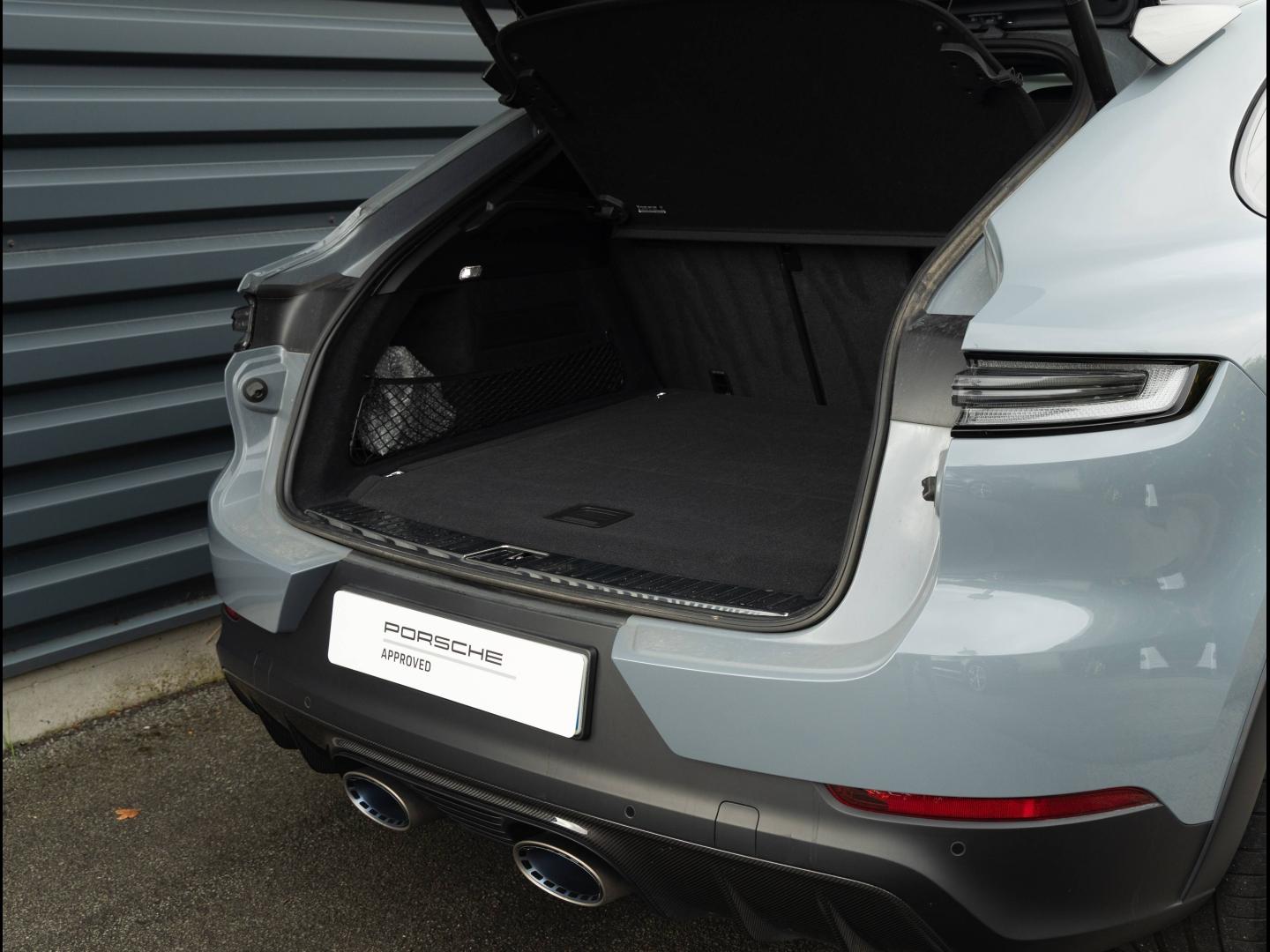 Voitures occasions PORSCHE Cayenne Coupe Turbo E-Hybrid Pk GT Villeneuve-d'Ascq