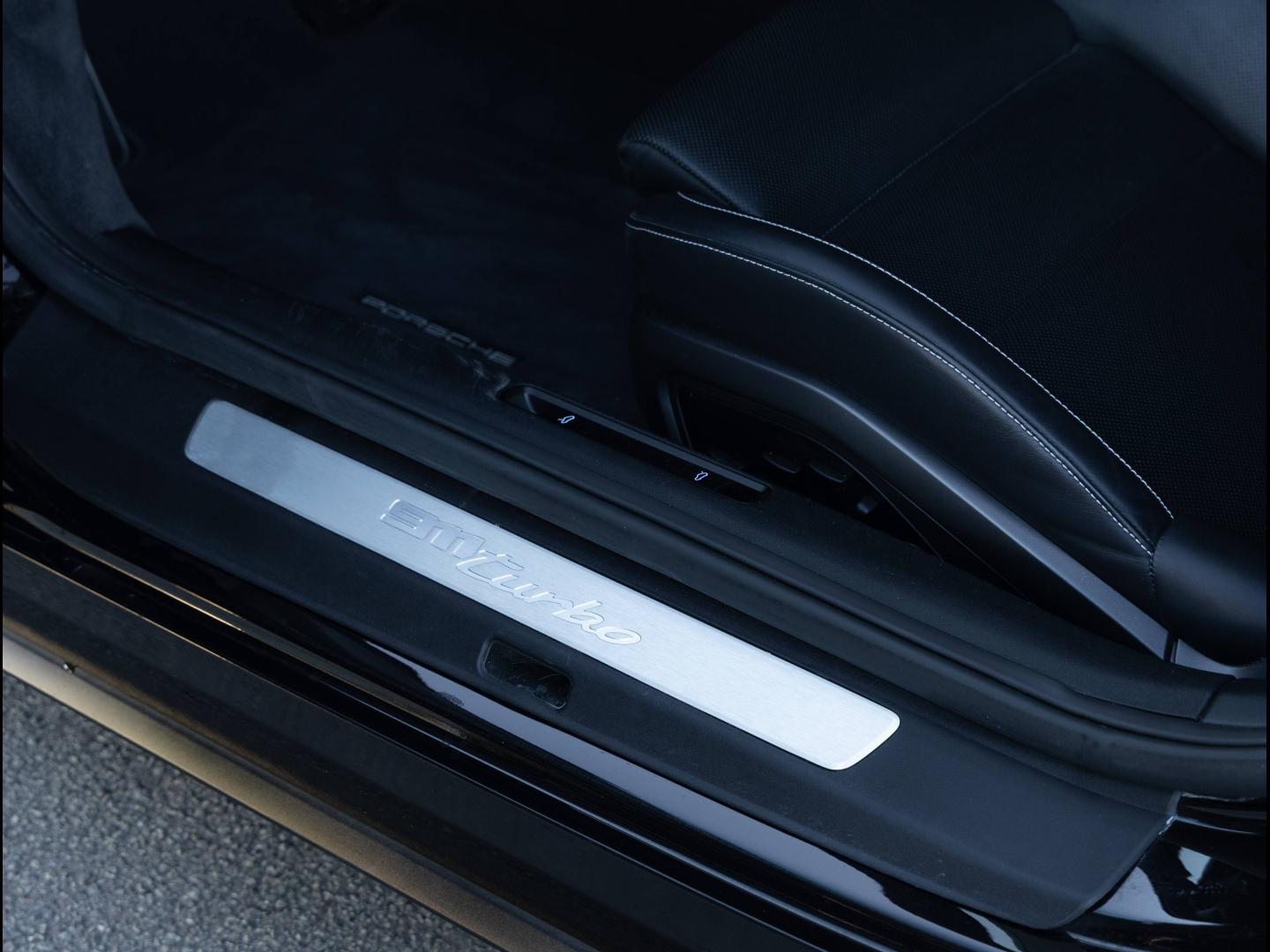 Voitures occasions PORSCHE 911 Coupe Turbo Villeneuve-d'Ascq