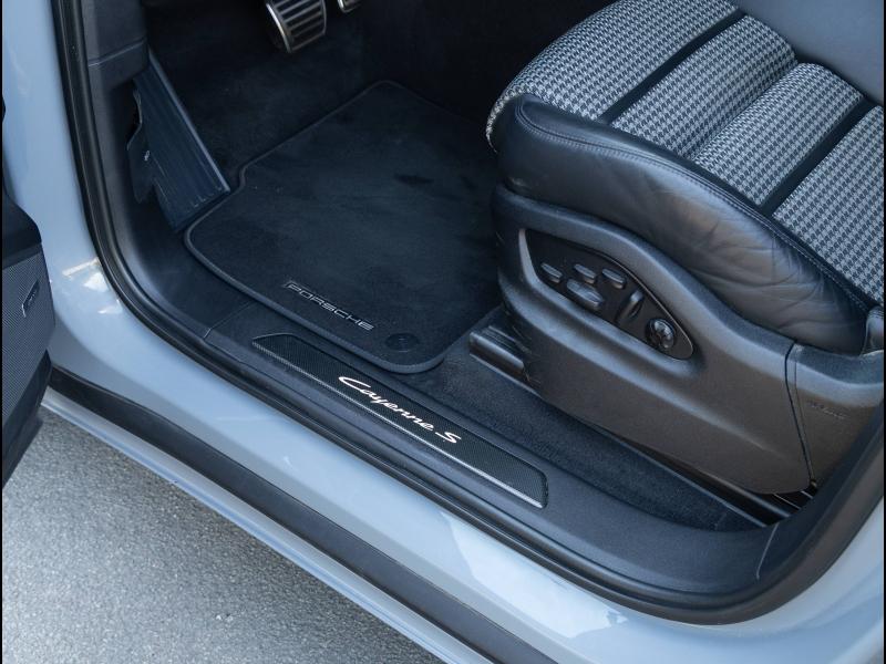 Voitures occasions PORSCHE Cayenne Coupe S E-Hybrid Villeneuve-d'Ascq