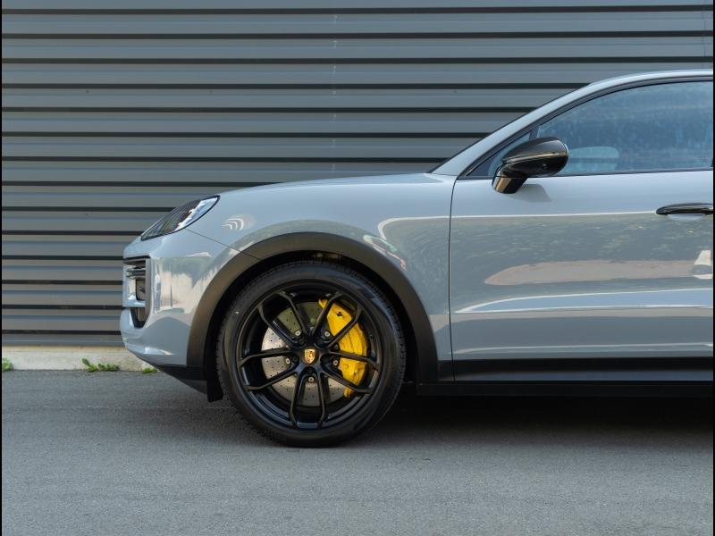 Voitures occasions PORSCHE Cayenne Coupe Turbo E-Hybrid Pk GT Villeneuve-d'Ascq