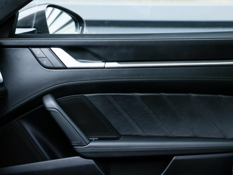 Voitures occasions PORSCHE 911 Coupe Turbo S Villeneuve-d'Ascq