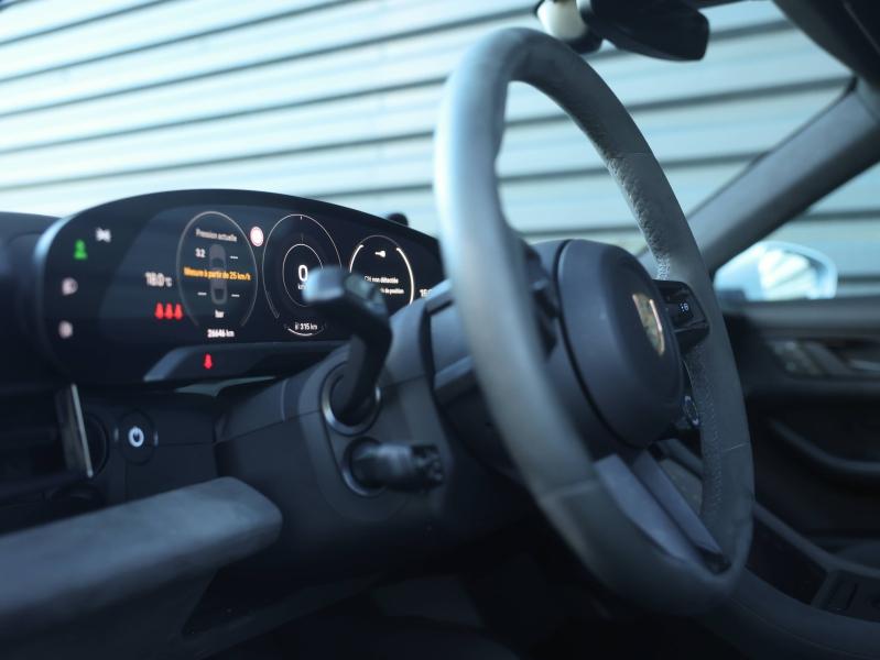 Voitures occasions PORSCHE Taycan GTS Villeneuve-d'Ascq