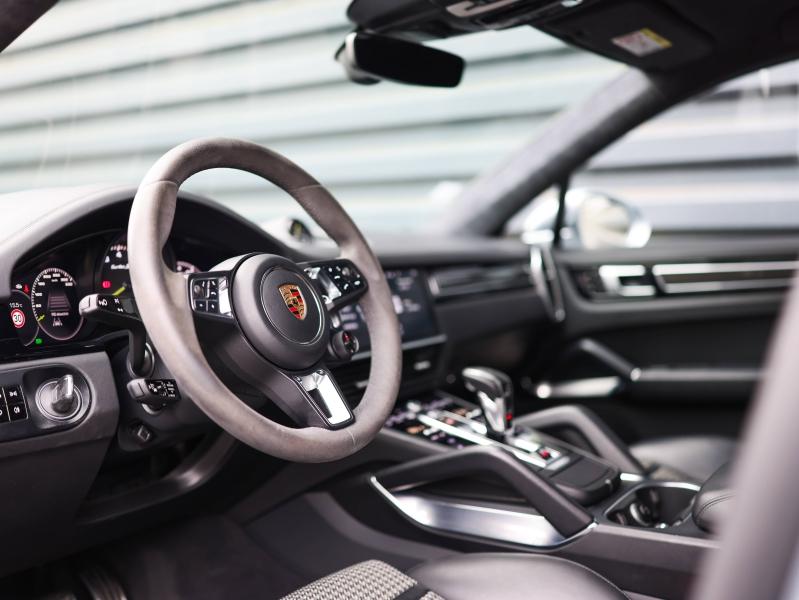 Voitures occasions PORSCHE Cayenne Coupe Turbo S E-Hybrid Villeneuve-d'Ascq