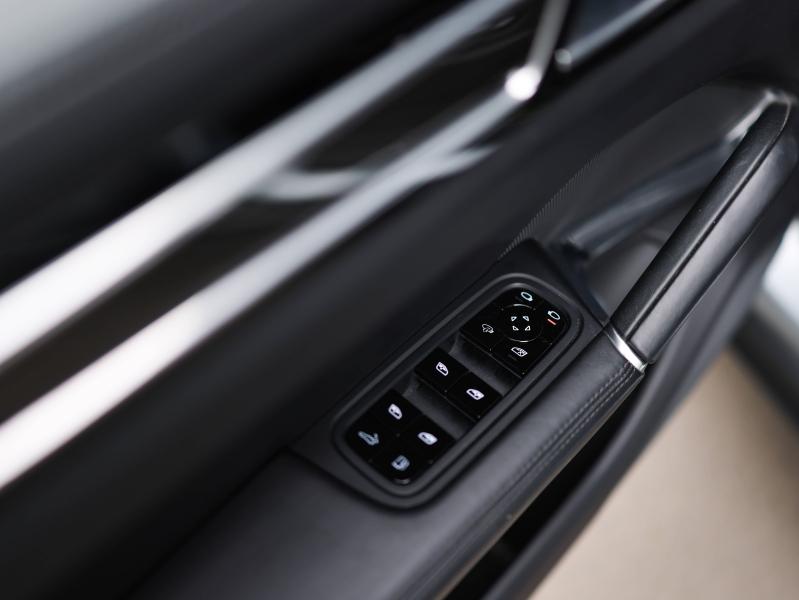 Voitures occasions PORSCHE Cayenne Coupe Turbo S E-Hybrid Villeneuve-d'Ascq