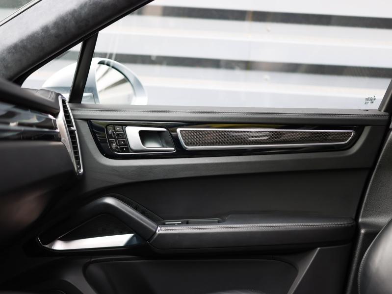 Voitures occasions PORSCHE Cayenne Coupe Turbo S E-Hybrid Villeneuve-d'Ascq