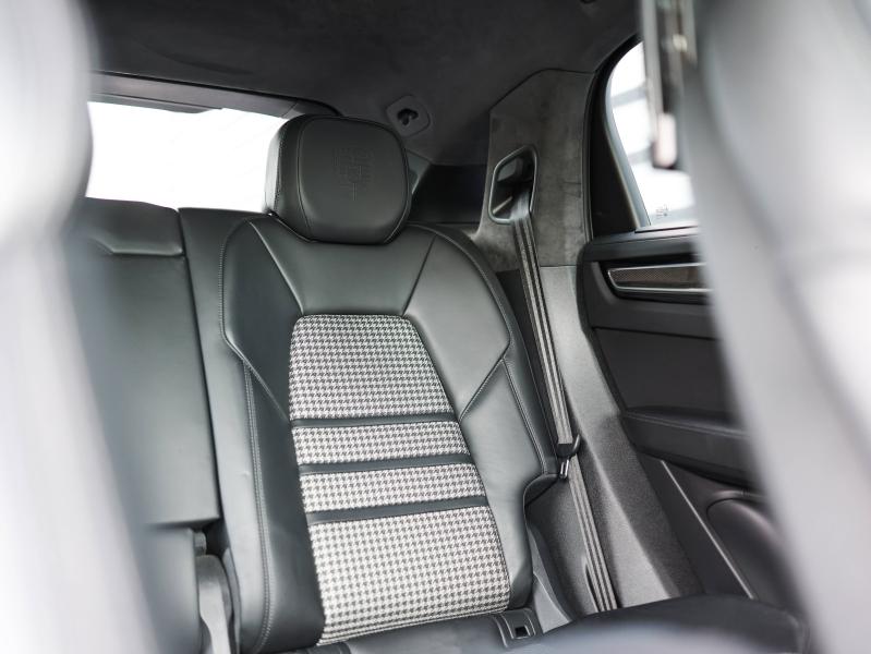 Voitures occasions PORSCHE Cayenne Coupe Turbo S E-Hybrid Villeneuve-d'Ascq