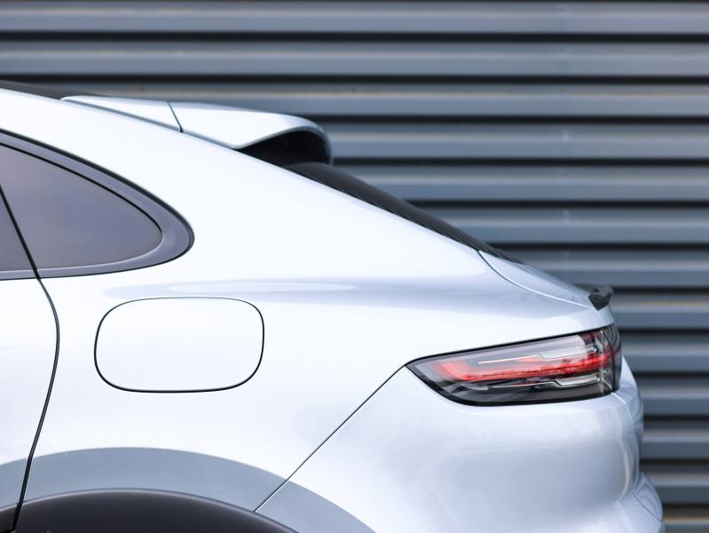 Voitures occasions PORSCHE Cayenne Coupe Turbo S E-Hybrid Villeneuve-d'Ascq