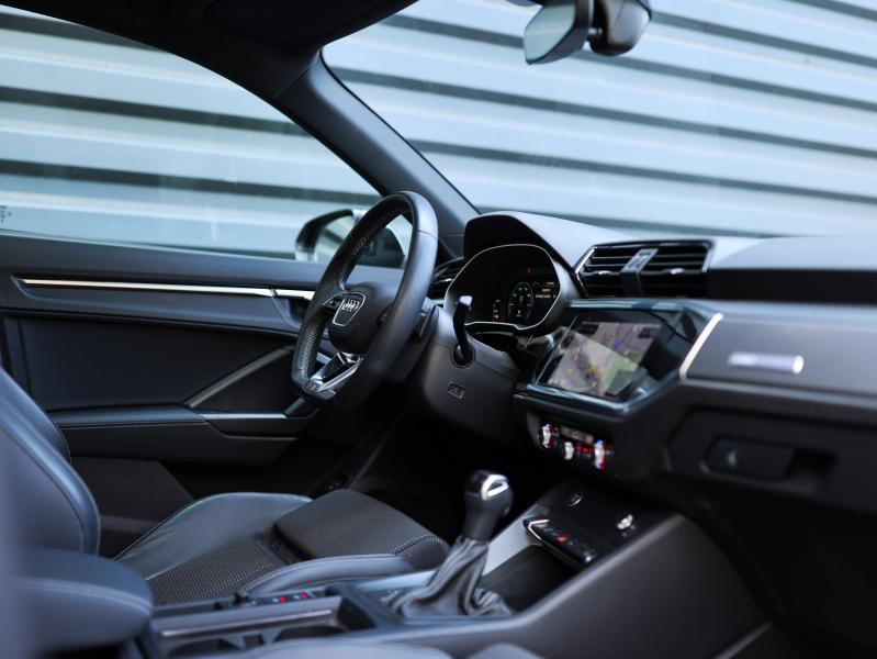Voitures occasions Audi Q3 S line Villeneuve-d'Ascq