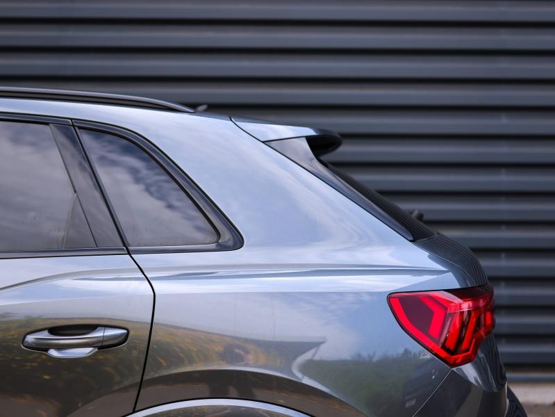 Voitures occasions Audi Q3 S line Villeneuve-d'Ascq