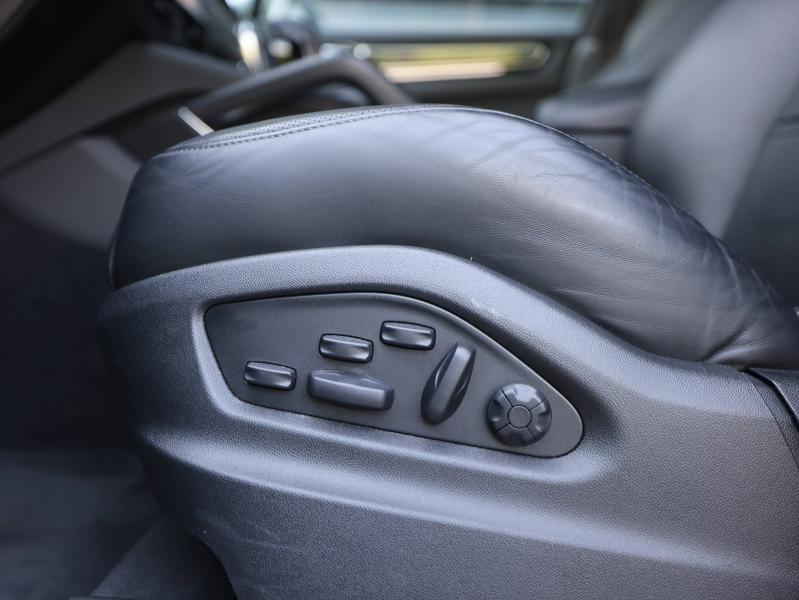 Voitures occasions PORSCHE CAYENNE Turbo S E-Hybrid Villeneuve-d'Ascq