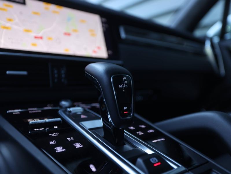 Voitures occasions PORSCHE CAYENNE Turbo S E-Hybrid Villeneuve-d'Ascq