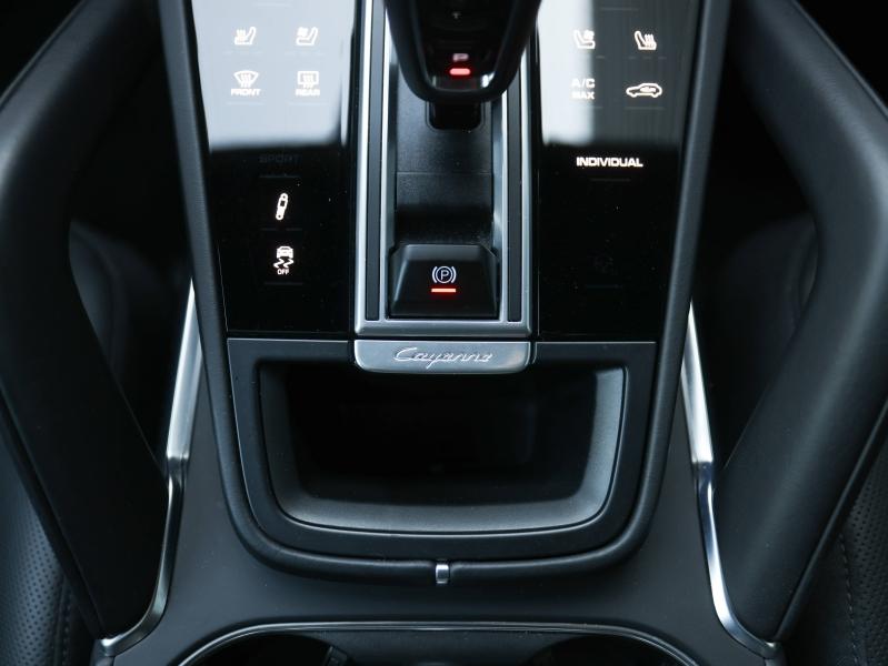 Voitures occasions PORSCHE CAYENNE Turbo S E-Hybrid Villeneuve-d'Ascq