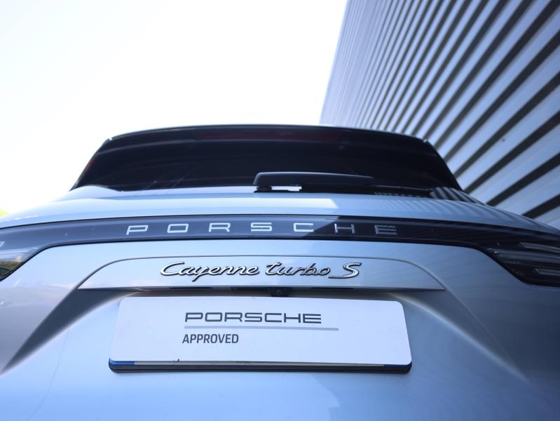 Voitures occasions PORSCHE CAYENNE Turbo S E-Hybrid Villeneuve-d'Ascq