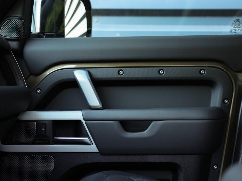 Voitures occasions LAND-ROVER Defender X-Dynamic HSE Villeneuve-d'Ascq