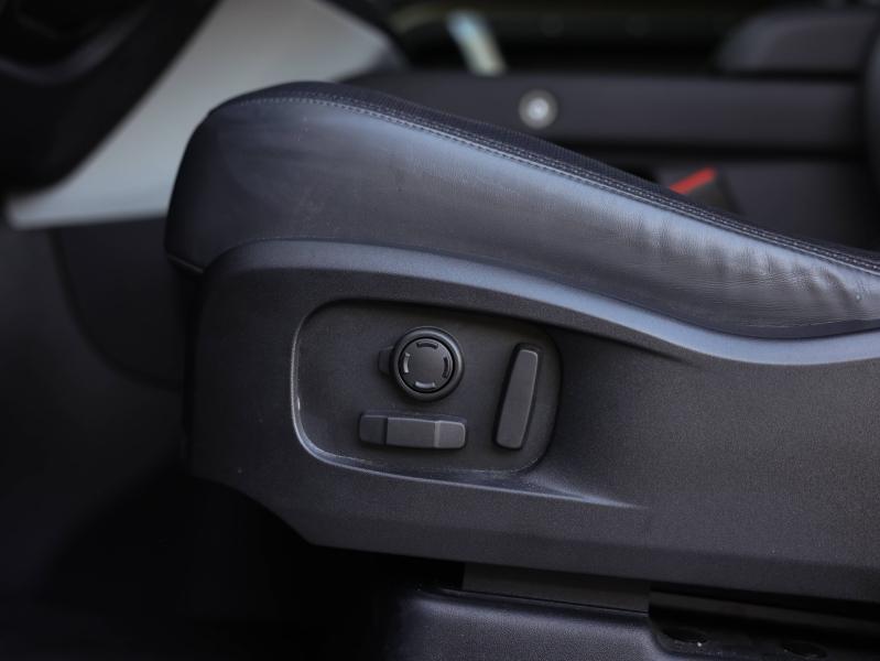 Voitures occasions LAND-ROVER Defender X-Dynamic HSE Villeneuve-d'Ascq