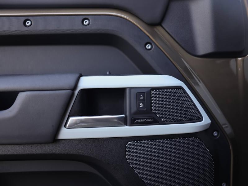 Voitures occasions LAND-ROVER Defender X-Dynamic HSE Villeneuve-d'Ascq