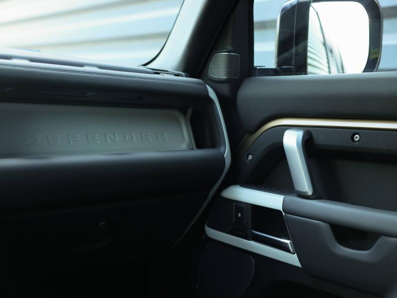 Voitures occasions LAND-ROVER Defender X-Dynamic HSE Villeneuve-d'Ascq