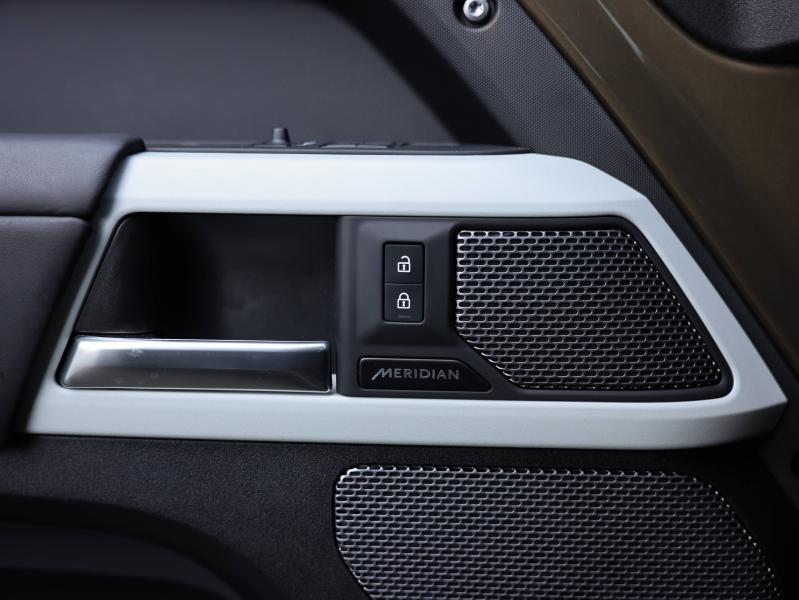 Voitures occasions LAND-ROVER Defender X-Dynamic HSE Villeneuve-d'Ascq